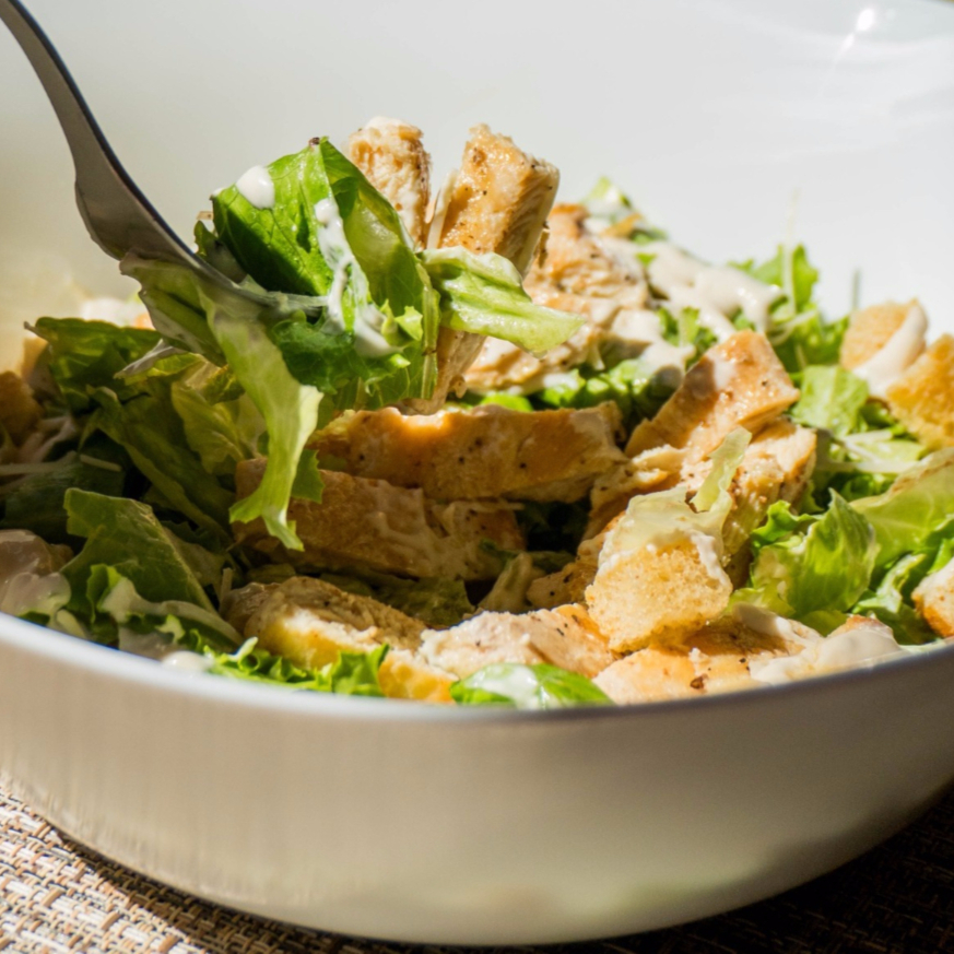 Ensalada César con Pollo
