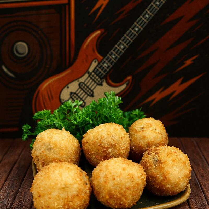 Bolinhas de mix de peixe com arroz, cream Cheese, Alho Poró e tempero especial Sushi Rock + Molho.