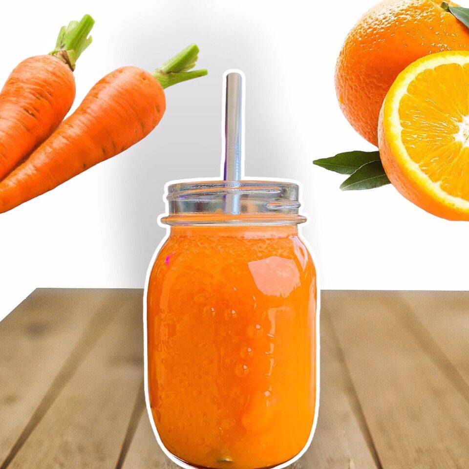 Jugo naranja y zanahoria