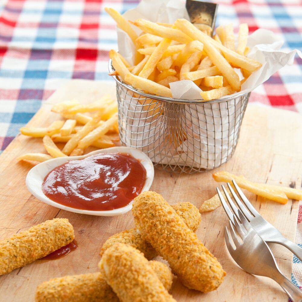 Combo DEDOS DE QUESO CON PAPAS + COCA COLA