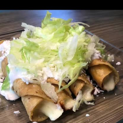 Tacos Dorados de Queso Oaxaca