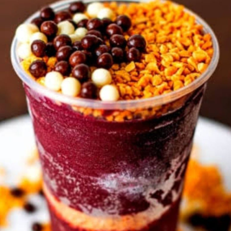 Um delicioso açaí batido! Não é sorvete!