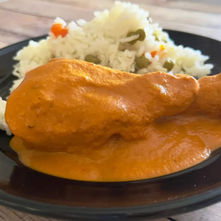Pollo Encacahuatado