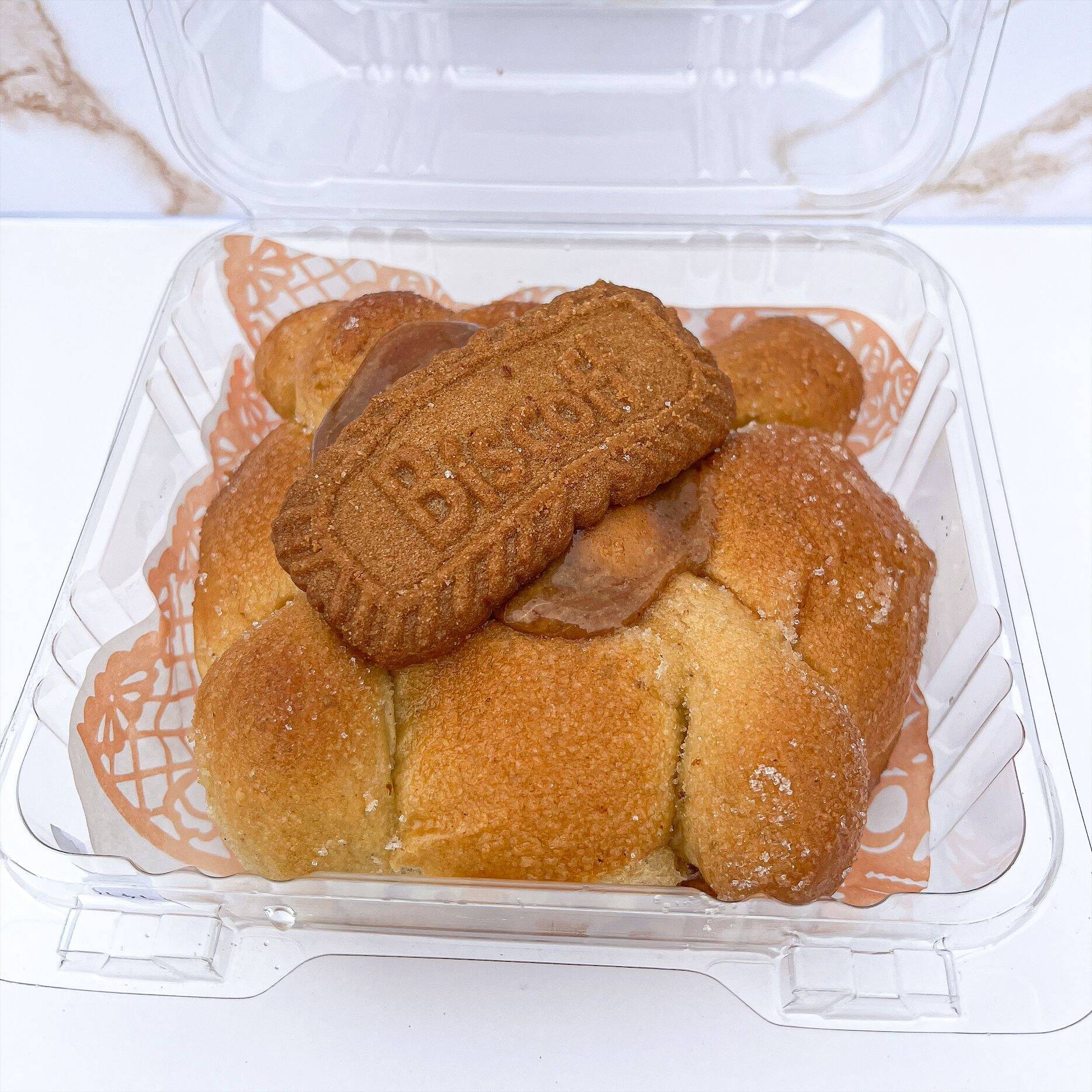 Pan de Muerto de Lotus