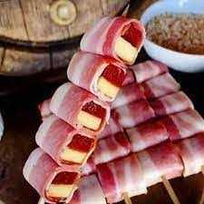 250g de queijo, goiabada e bacon