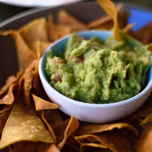 Guacamole con Totopos Frescos