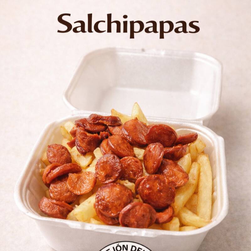 Salchipapas