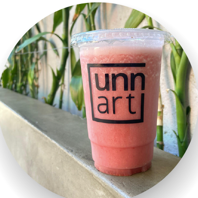 Morango, Maracuja ou Manga (batidos com banana e leite)