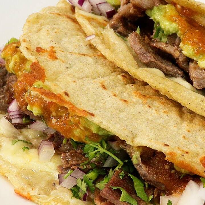 Quesadilla de Maiz Mixta(pastor,bistec)