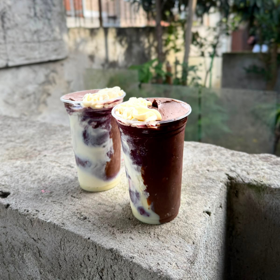 Açaí + Creme de Avela, Creme Ninho e Leite condensado