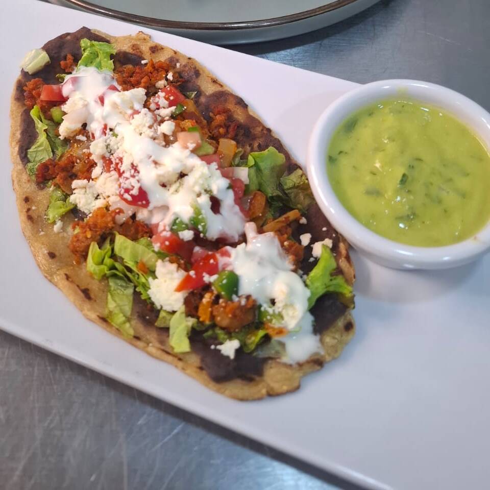 PAR DE HUARACHES DE CHORIZO