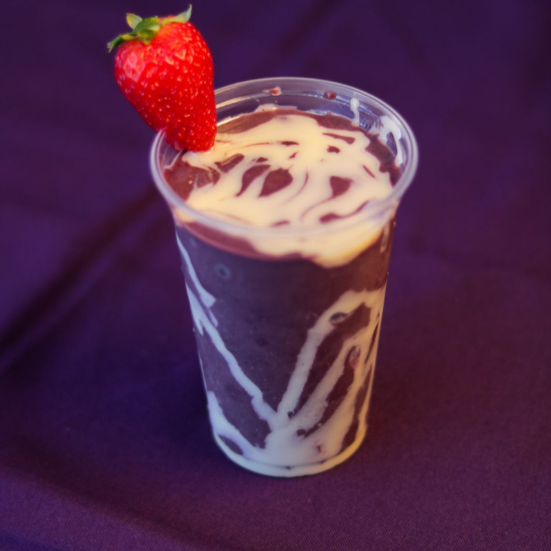 O Açaí batido com whey protein é perfeito pra você que pratica atividade física e precisa repor as proteínas necessárias. Pensando nisso adicionamos ao cardápio essa opção que vai te ajudar muito!