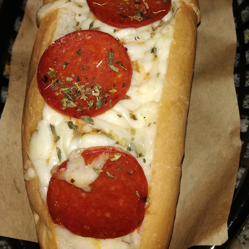 Hotdog Pizzerola