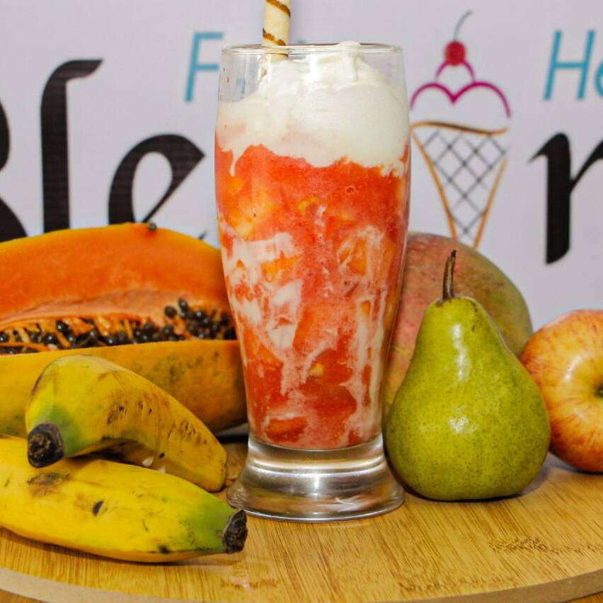 Salpicon con Helado y Queso