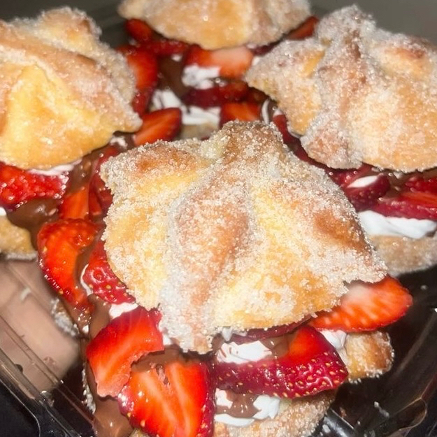 Pan de Muerto Relleno