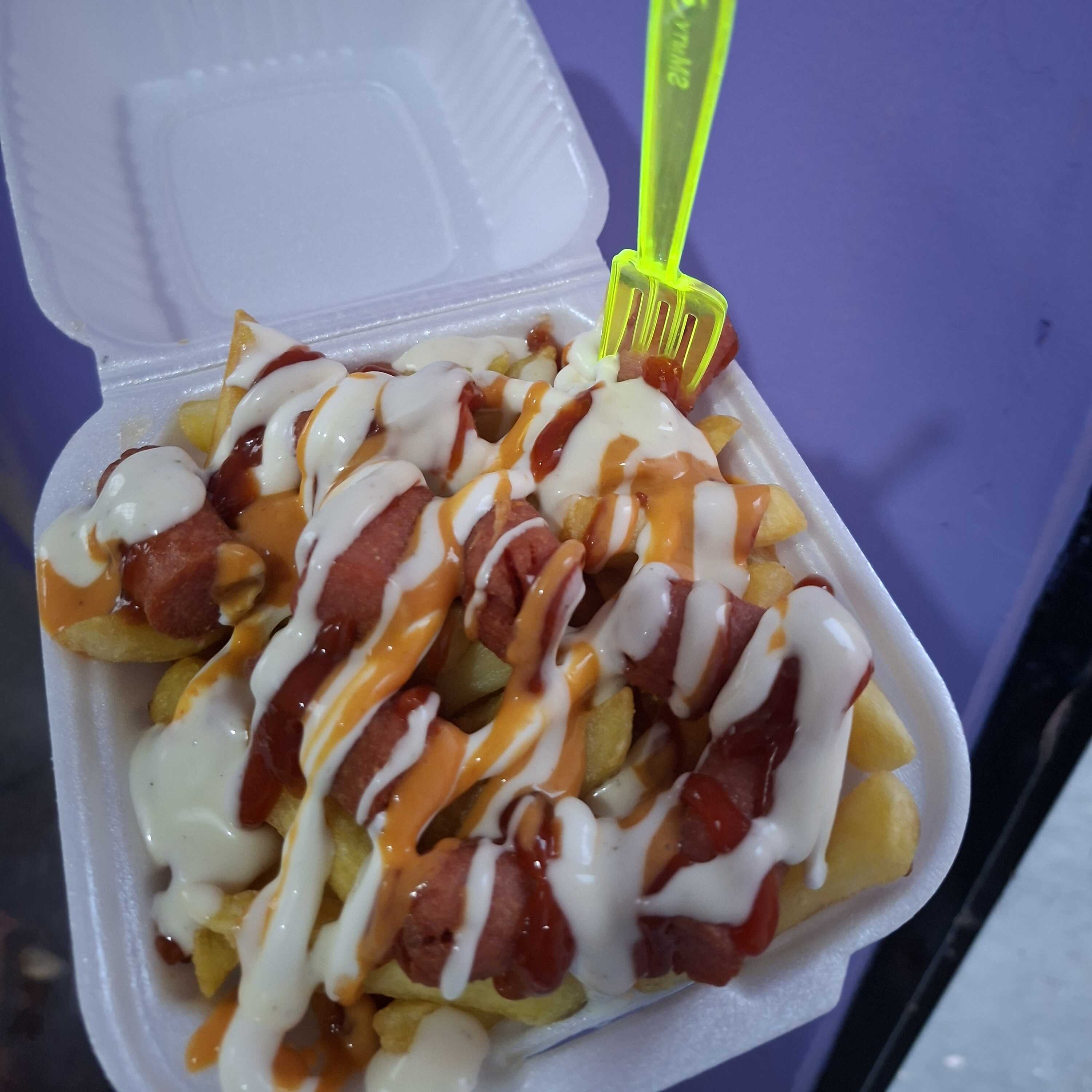 Salchipapa
