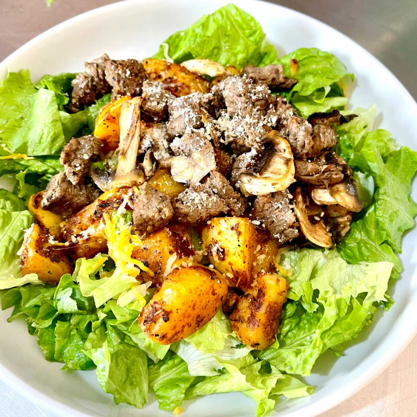 Papas Salteadas con Arrachera