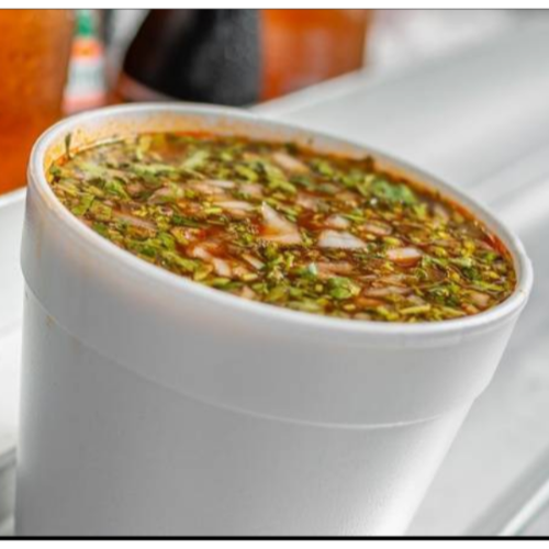 1/2 Litro de Consomé con Carne.