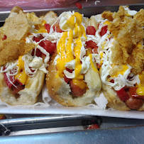 ORDEN DE HOT DOG CON CHICHARRON 3 PIEZAS