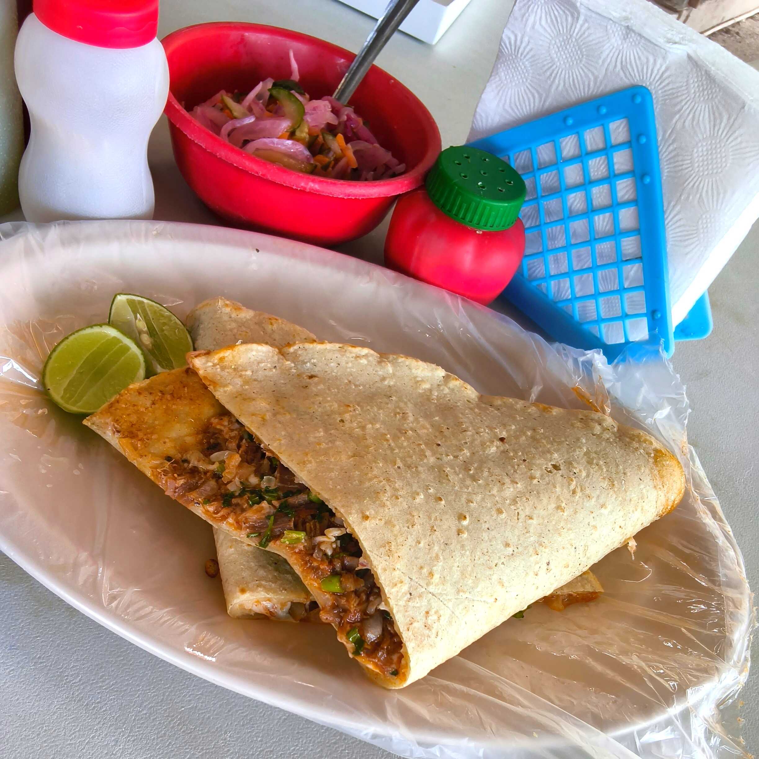 Quesadilla mediana maiz 1 pza.