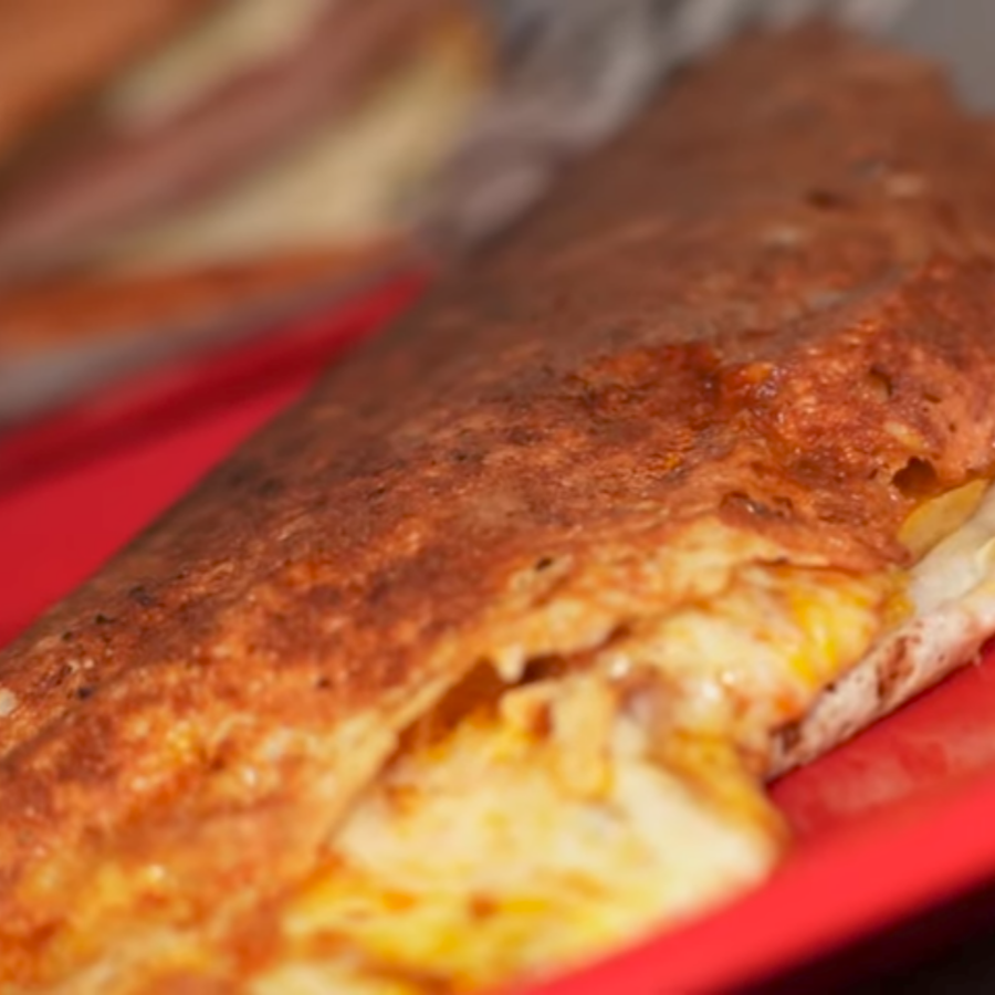 Costra Queso Afuera, Tortilla Adentro y Longaniza