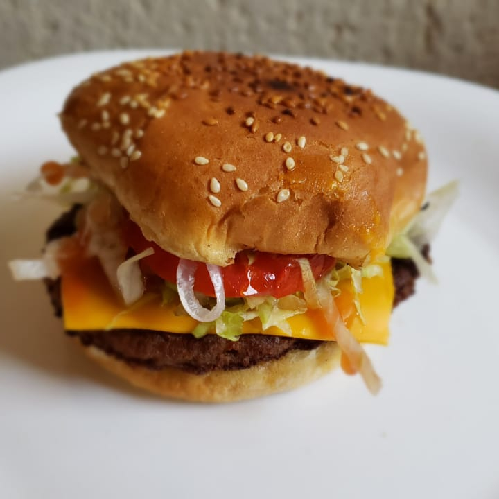 HAMBURGUESA DE RES