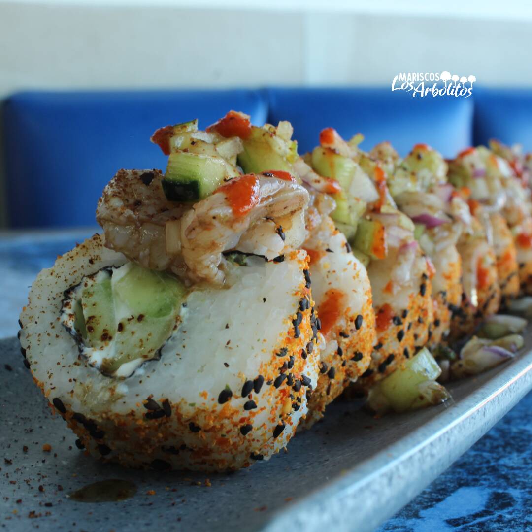 Sushi Aguachiloso Roll