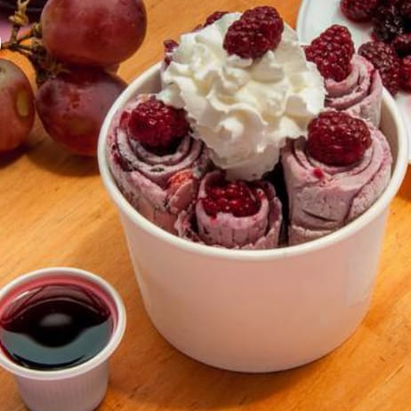 Helado en Rollo Cheesecake Mora