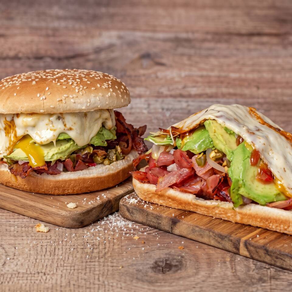 Combo pareja Un hotdog y una hamburguesa sencillos