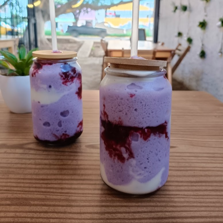 Bluberry Smoothie Taro