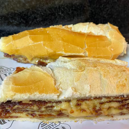 Pão Francês C/ Queijo Prato (Quente).