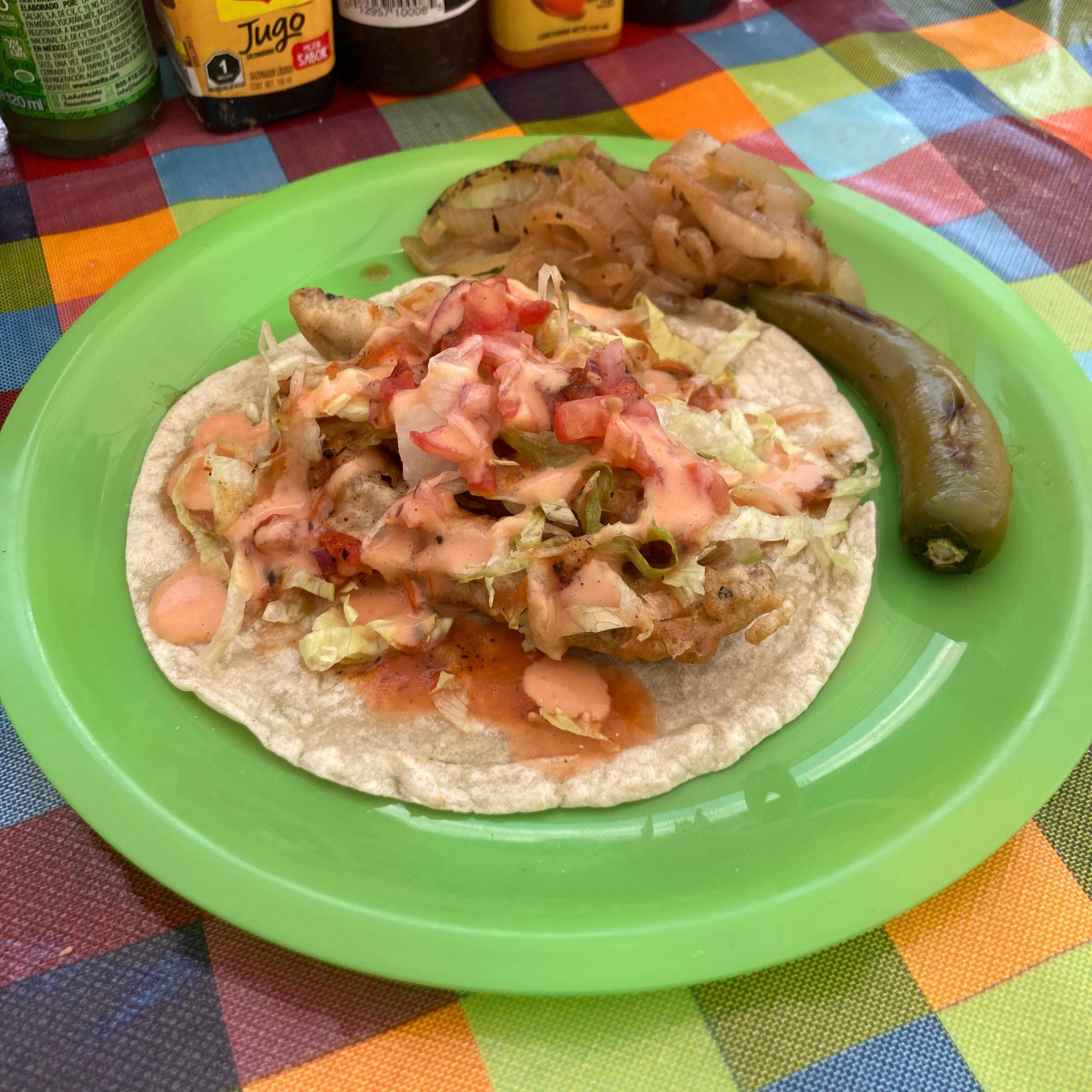 taco capeado de pescado