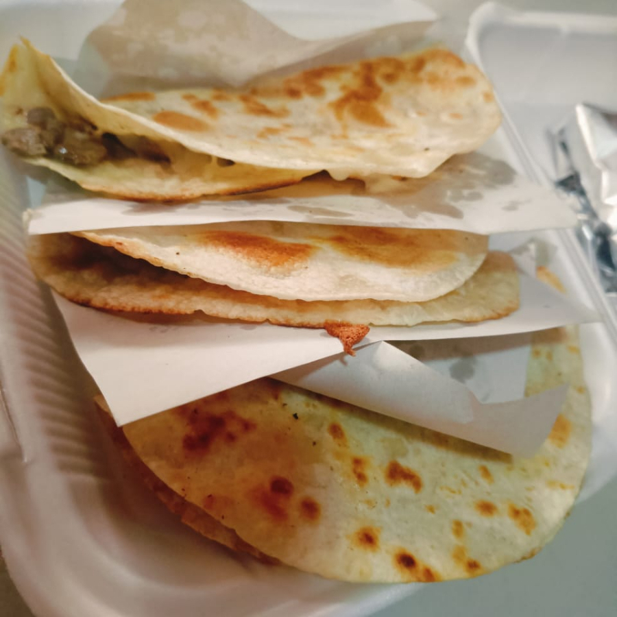 Combo 3 Quesadillas y Chile Toreados