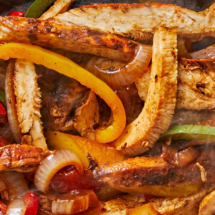 Fajitas de Pollo Empanizado con Papas Fritas