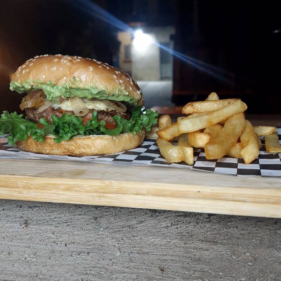 Combo - Hamburguesa Arrachera + Papas