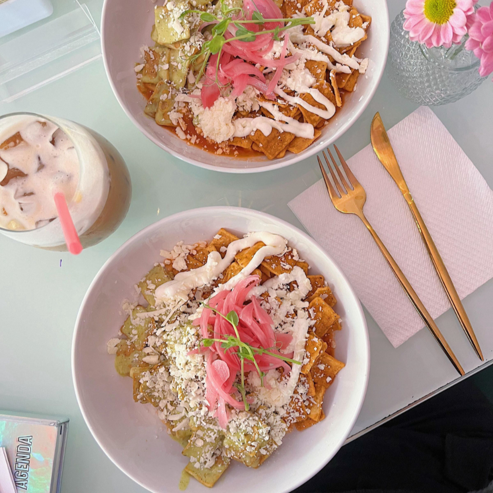 CHILAQUILES CREMOSOS
