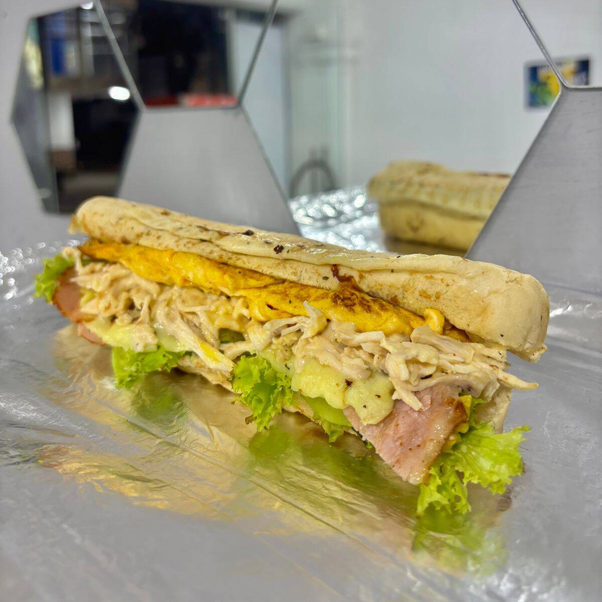 Combo El Platudo más Jugo del Día