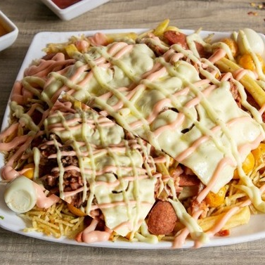 Salchipapa Mixto de la Casa