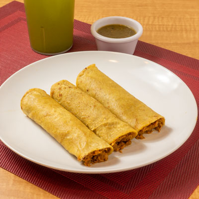 Tacos de cochinita. 3 pzs.