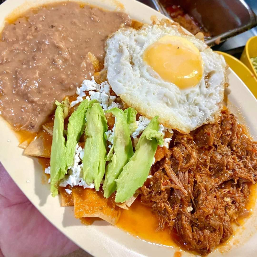 Chilaquiles Especiales Torito