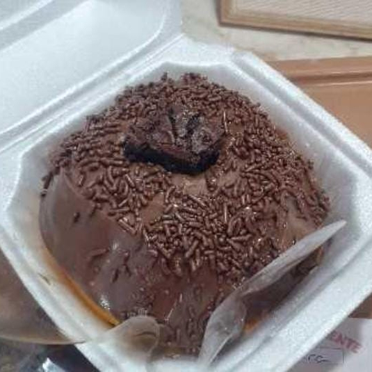 Delicioso mini vulcão de cenoura na marmitinha. Tamanho P. Serve 1 pessoa.