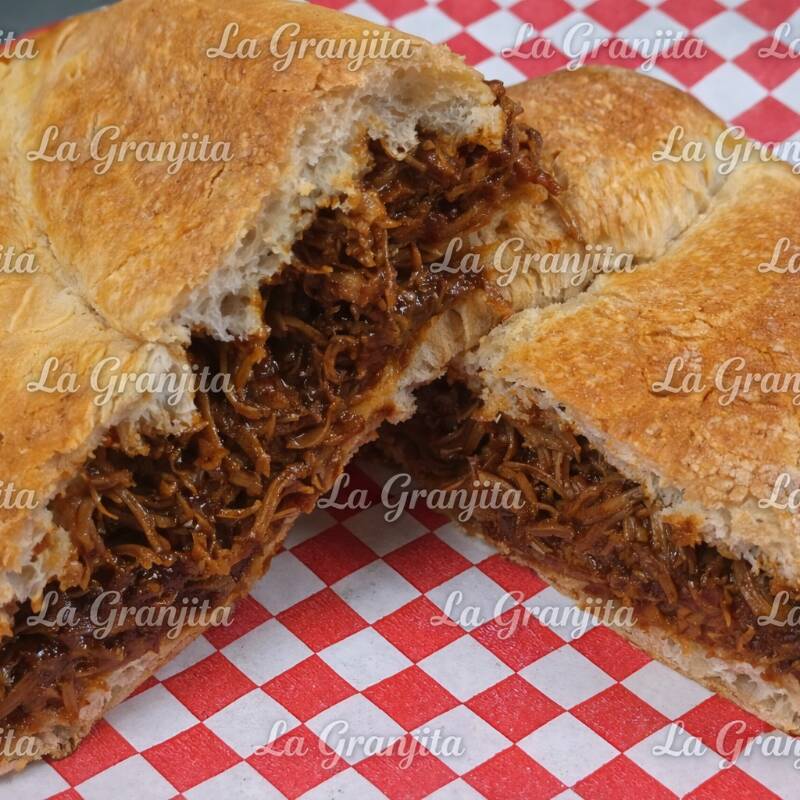 Torta Planchada de Mole con Carne de Puerco