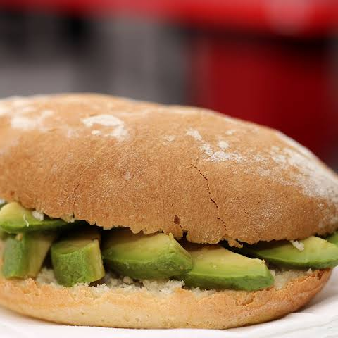 Sanguche de Palta