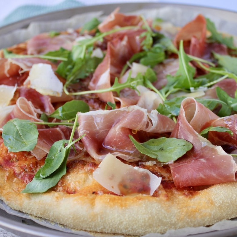 Pizza Jamon Serrano y Arugula