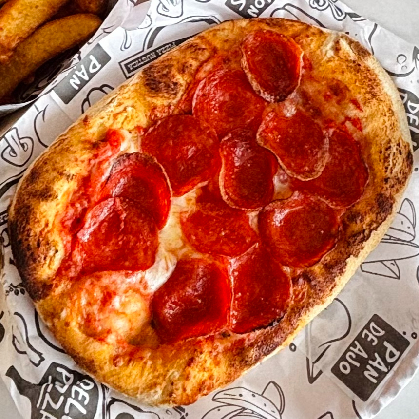 Pizzetta de pepperoni