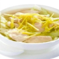 Caldo de Pollo con Kion
