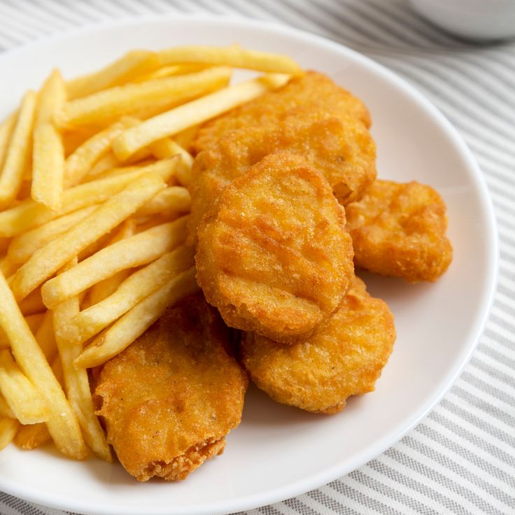 Nuggets de Pollo con Papas