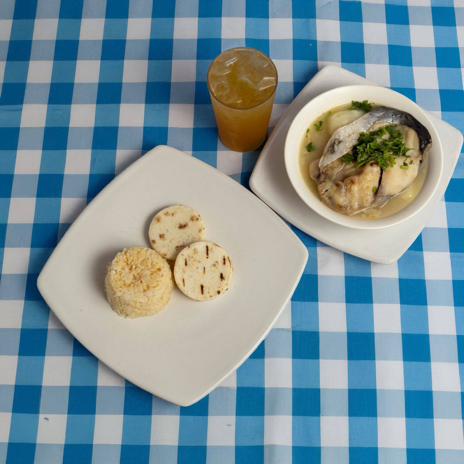 Caldo de Pescado