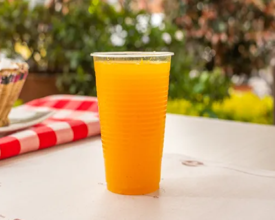 2 litros Jugo de naranja