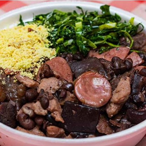 ARROZ, FEIJOADA, COUVE, VINAGRETE E FAROFA